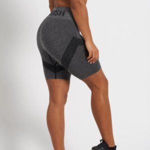 VANQUISH ALLURE BLACK SEAMLESS CYCLING SHORTS